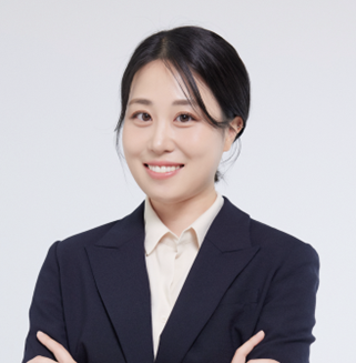 Yunhee Shim 